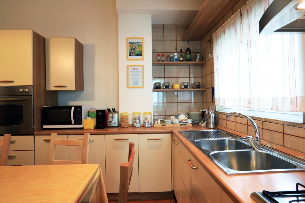 Primo Piano Guesthouse - Bari Policlinico Bagian luar foto
